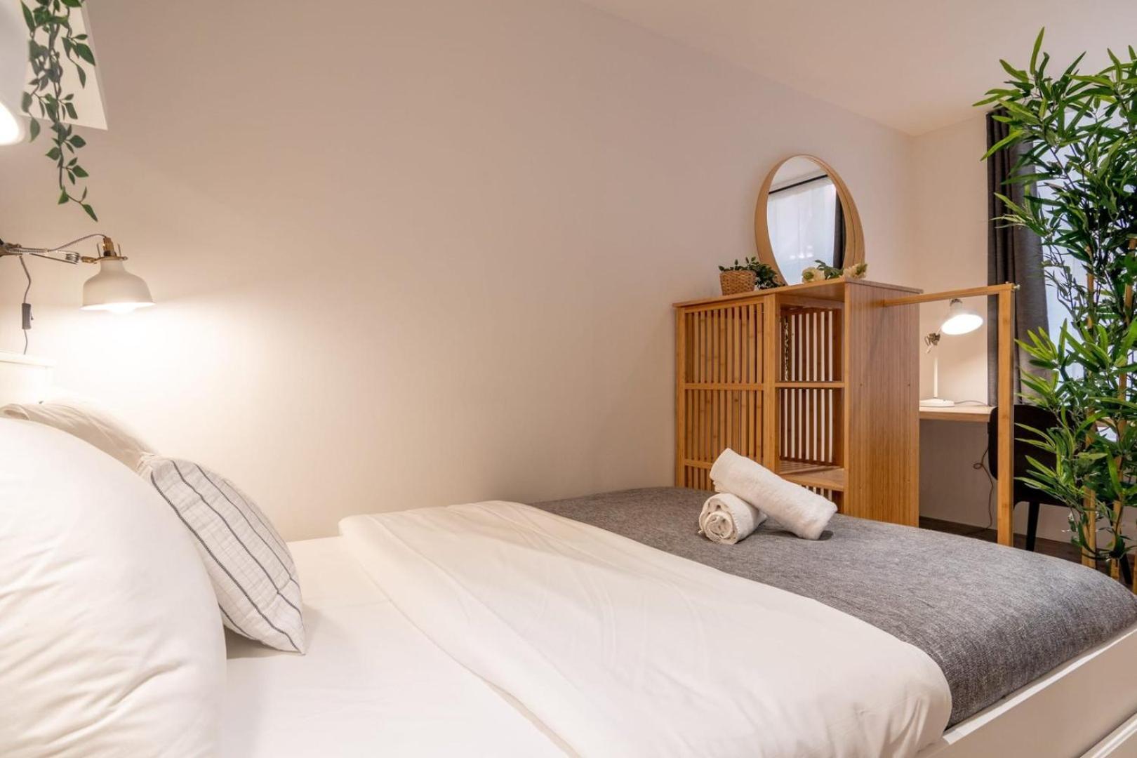 Lille Grand-Place : Functional And Quiet Studio ! Экстерьер фото